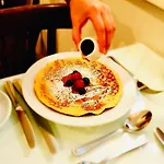 Baggot Court Townhouse 3*