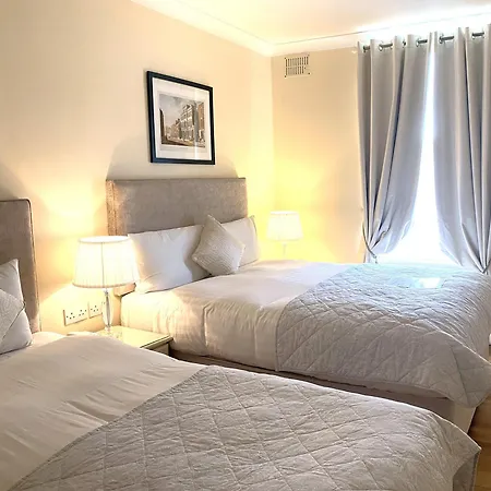 Baggot Court Townhouse Dublin