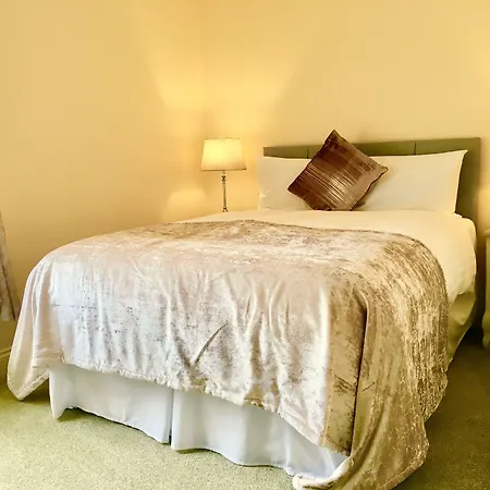 Baggot Court Townhouse Hotel