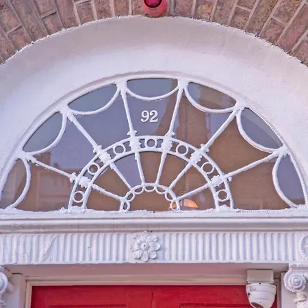 Baggot Court Townhouse 3* Dublin