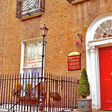 Baggot Court Townhouse Hotel 3*