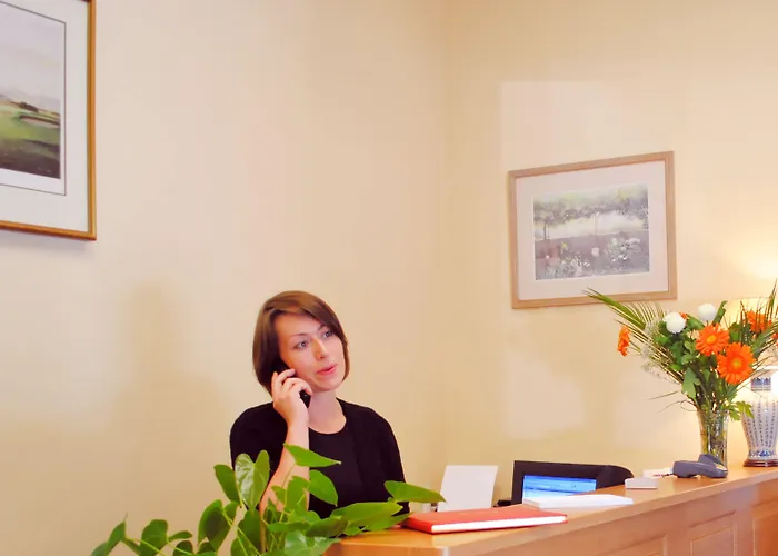 Baggot Court Townhouse Hotel Dublin