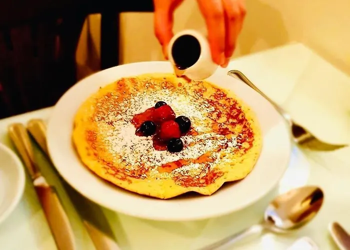 Baggot Court Townhouse 3*