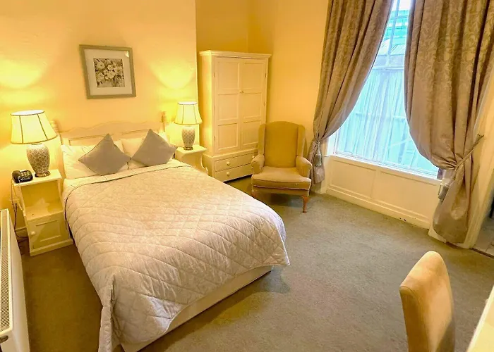 Baggot Court Townhouse Hotel 3*