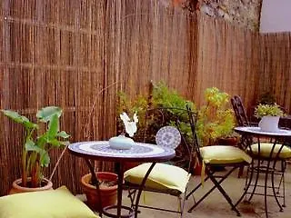 Baggot Court Townhouse 3*