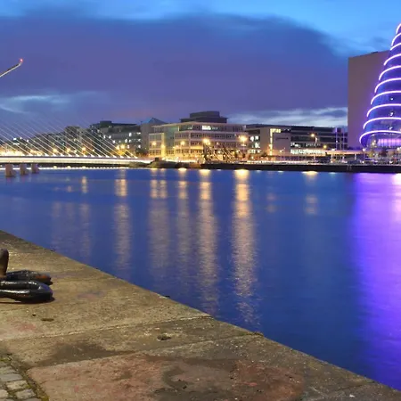 Baggot Court Townhouse Hotell 3*